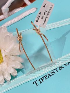 Tiffany&co"18k ygold earings knot