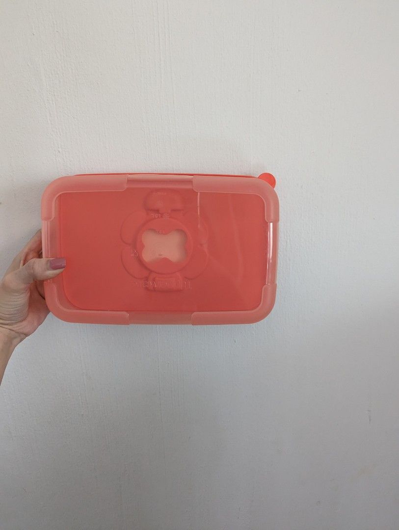 Tupperware Tissue/ Wet Wipes Holder, Furniture & Home Living