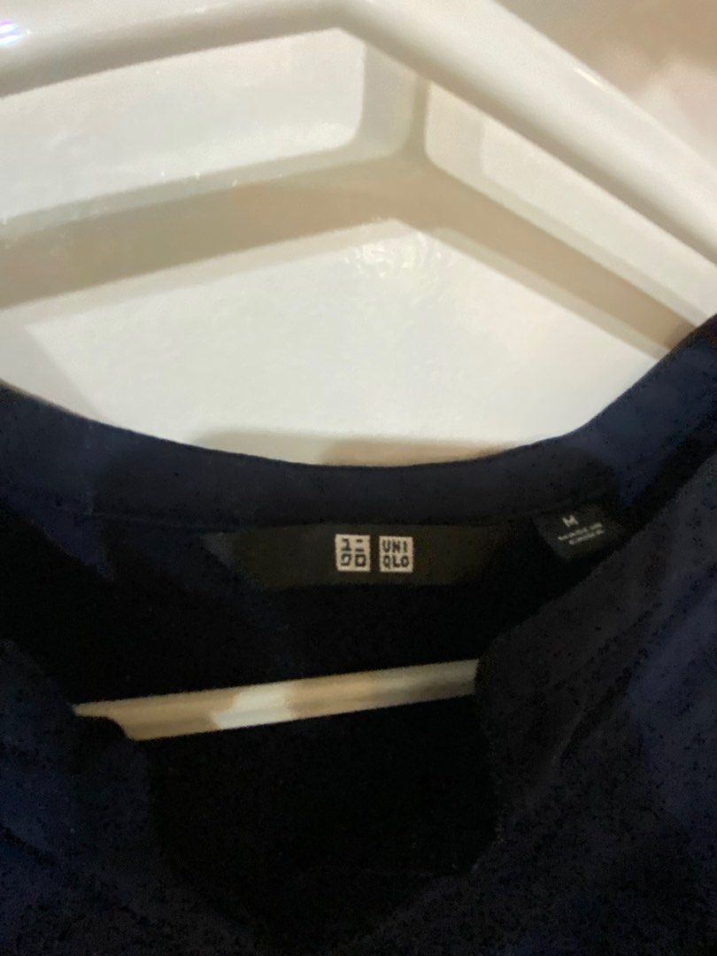 Uniqlo Dark Blue Blouse 3/4 Sleeves Medium (Category: Blouses) located in Paranaque City. Submitted by buttonbabies (Listing ID 1219928343, Image 2). Description: Decluttering my closet. Very nice Uniqlo blouse. Dark Blue. Medium. Carefully stored in a smoke-free home.