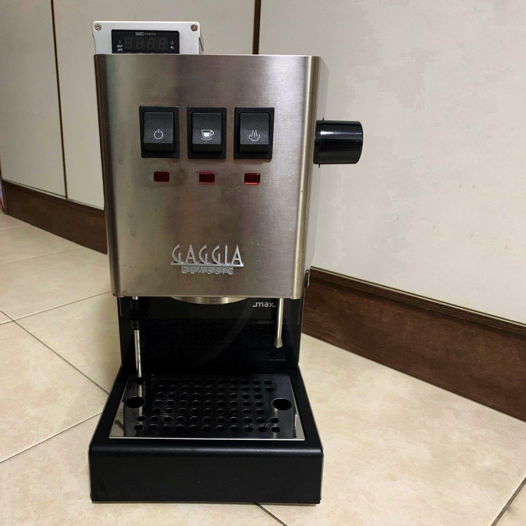 Gaggia Classic Pro coffee machine, TV & Home Appliances, Kitchen  Appliances, Coffee Machines & Makers on Carousell