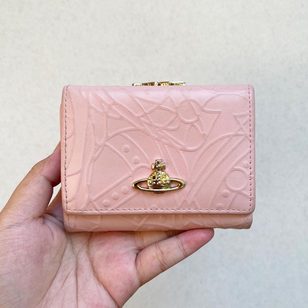 VIVIENNE WESTWOOD Patent pink wallet!