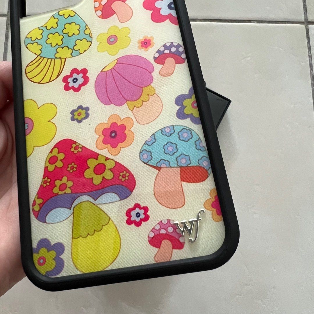 Wildflower Groovy Mushroom Case, Mobile Phones & Gadgets, Mobile
