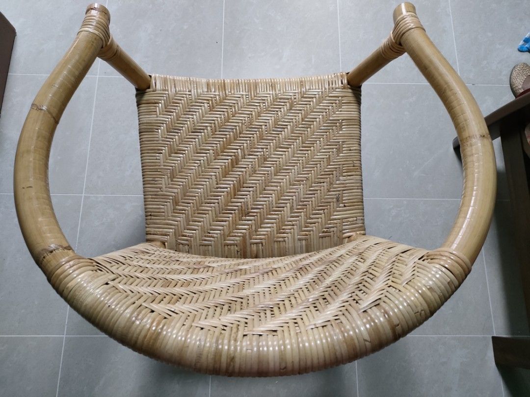 Wooden chair outlet for elderly
