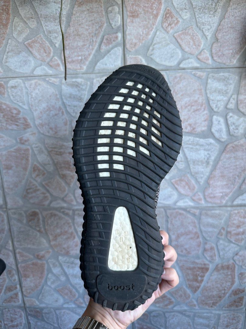 RETAIL FOR CNY Yeezy Boost 350V2 Yecheil RF