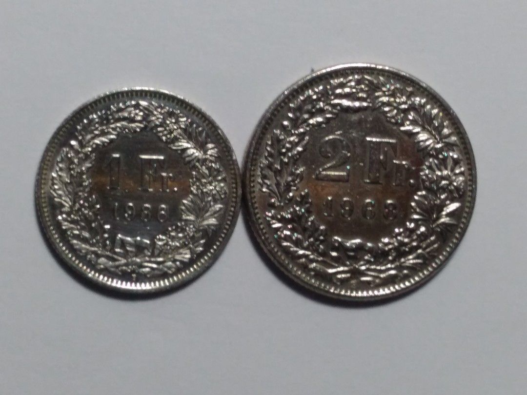 瑞士錢幣：1法朗、2法朗各1枚, 書籍、休閒與玩具, 收藏、紀念品, 錢幣、紙鈔在旋轉拍賣