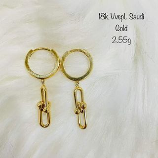 18k Saudi Gold Earrings and Necklace