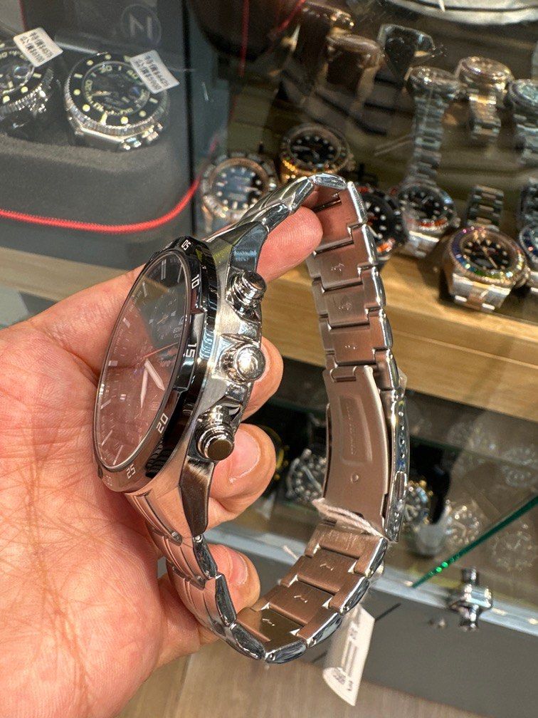 全新行貨有門市CASIO EDIFICE SCUDERIA TORO ROSSO LIMITED EDITION