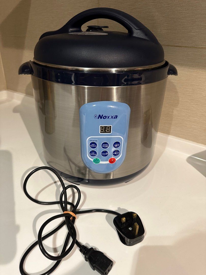Amway Noxxa Pressure Cooker PC335CA