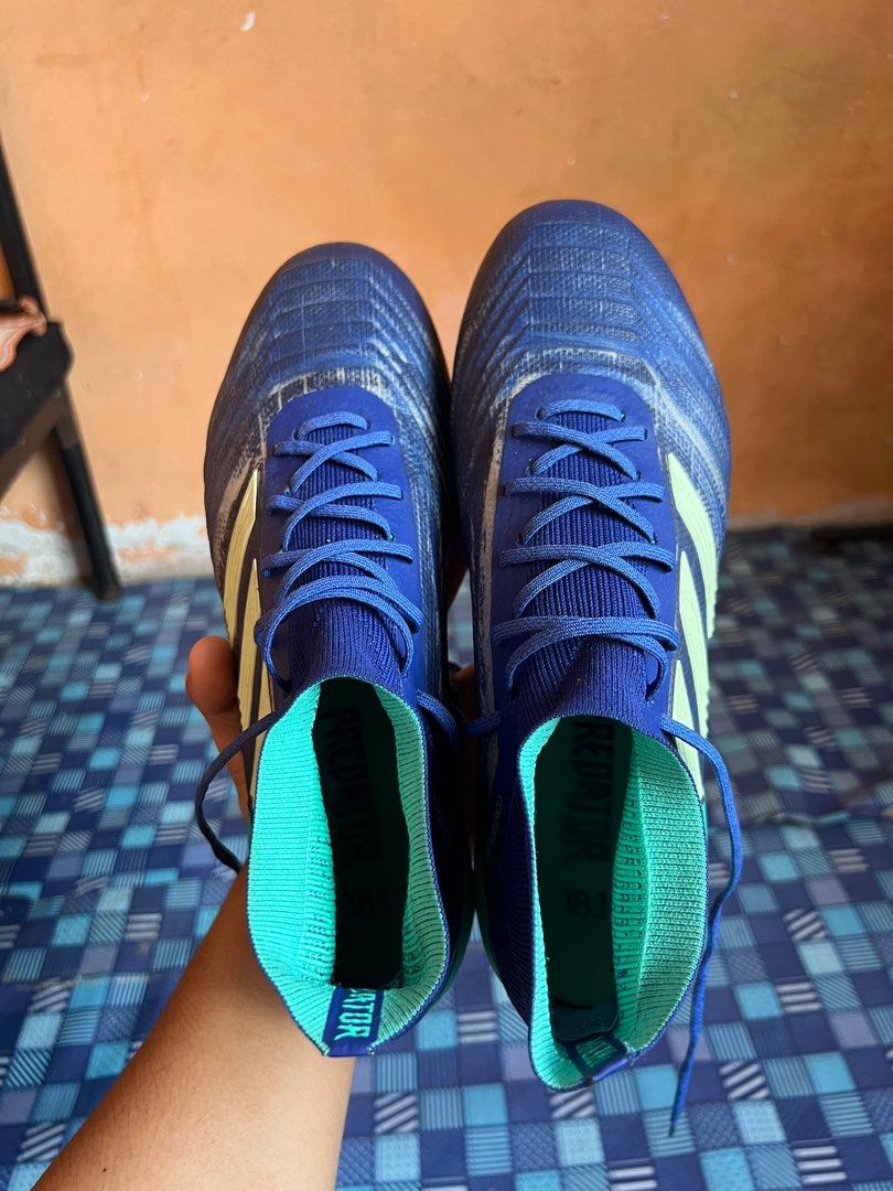 Adidas predator sales 18.1 size 9.5