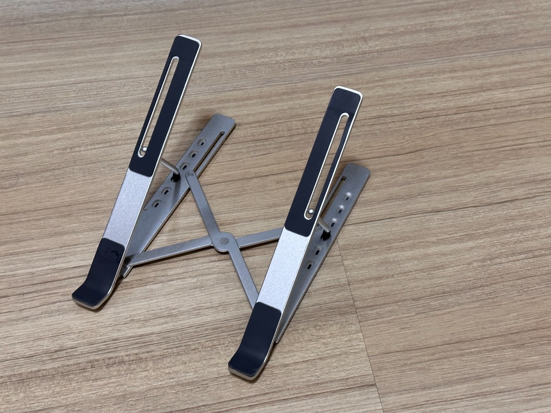Adjustable laptop stand full aluminium, Computers & Tech, Parts