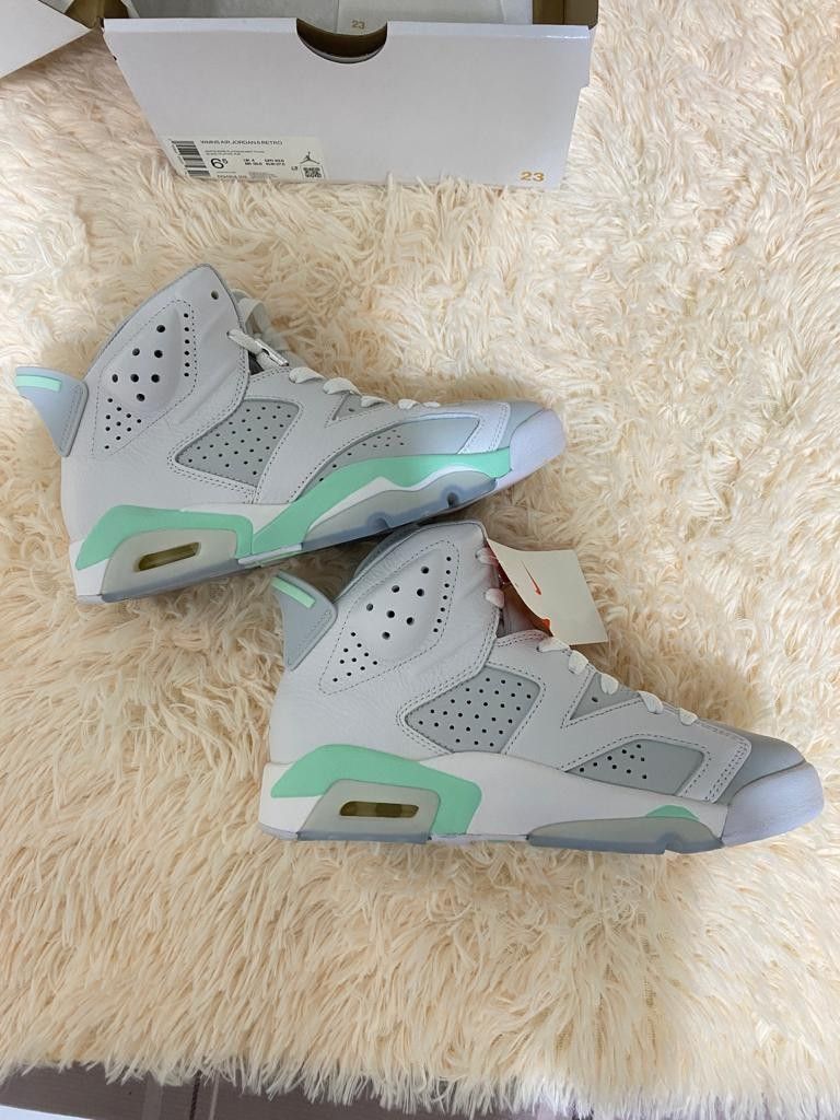 nike jordan 6 mint