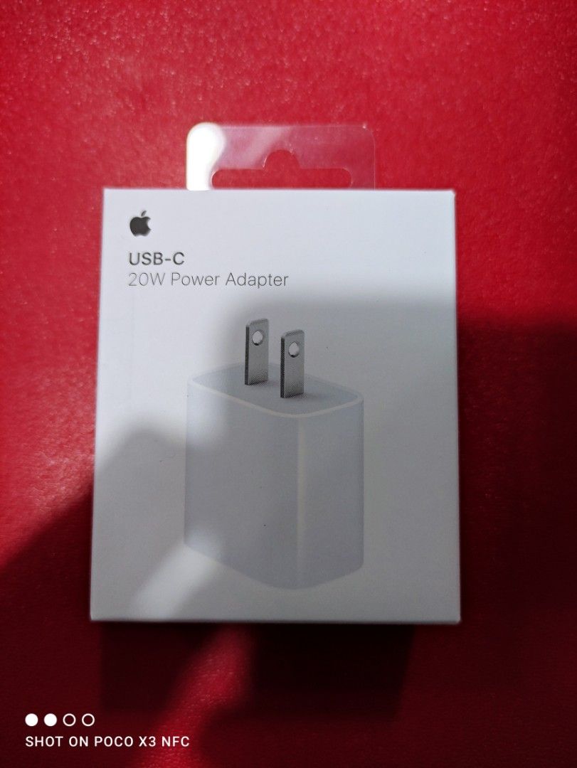 APPLE USB C 20WATTS ADAPTOR(ORIGINAL) (Category: Chargers & Cables) located in Makati City. Submitted by yomyom_onlineshop (Listing ID 1220142256, Image 1). Description: For Sale Only Brandnew Sealed No To trade/SWAP Delivery within the day Taguig Market Market Can book Via lalamove Less Time Less Effort Cod,Gcash,Banktransfer.