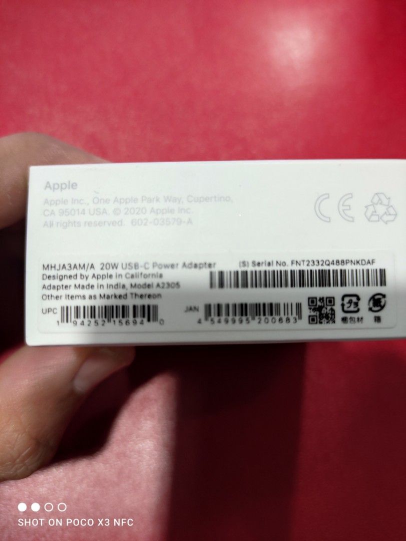 APPLE USB C 20WATTS ADAPTOR(ORIGINAL) (Category: Chargers & Cables) located in Makati City. Submitted by yomyom_onlineshop (Listing ID 1220142256, Image 3). Description: For Sale Only Brandnew Sealed No To trade/SWAP Delivery within the day Taguig Market Market Can book Via lalamove Less Time Less Effort Cod,Gcash,Banktransfer.
