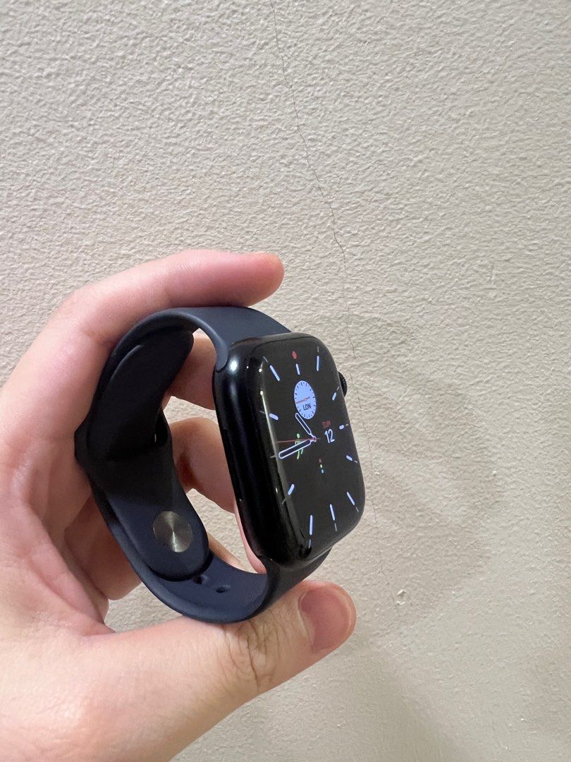 Apple Watch series 7 GPS 41mm Mobile Phones Gadgets Wearables
