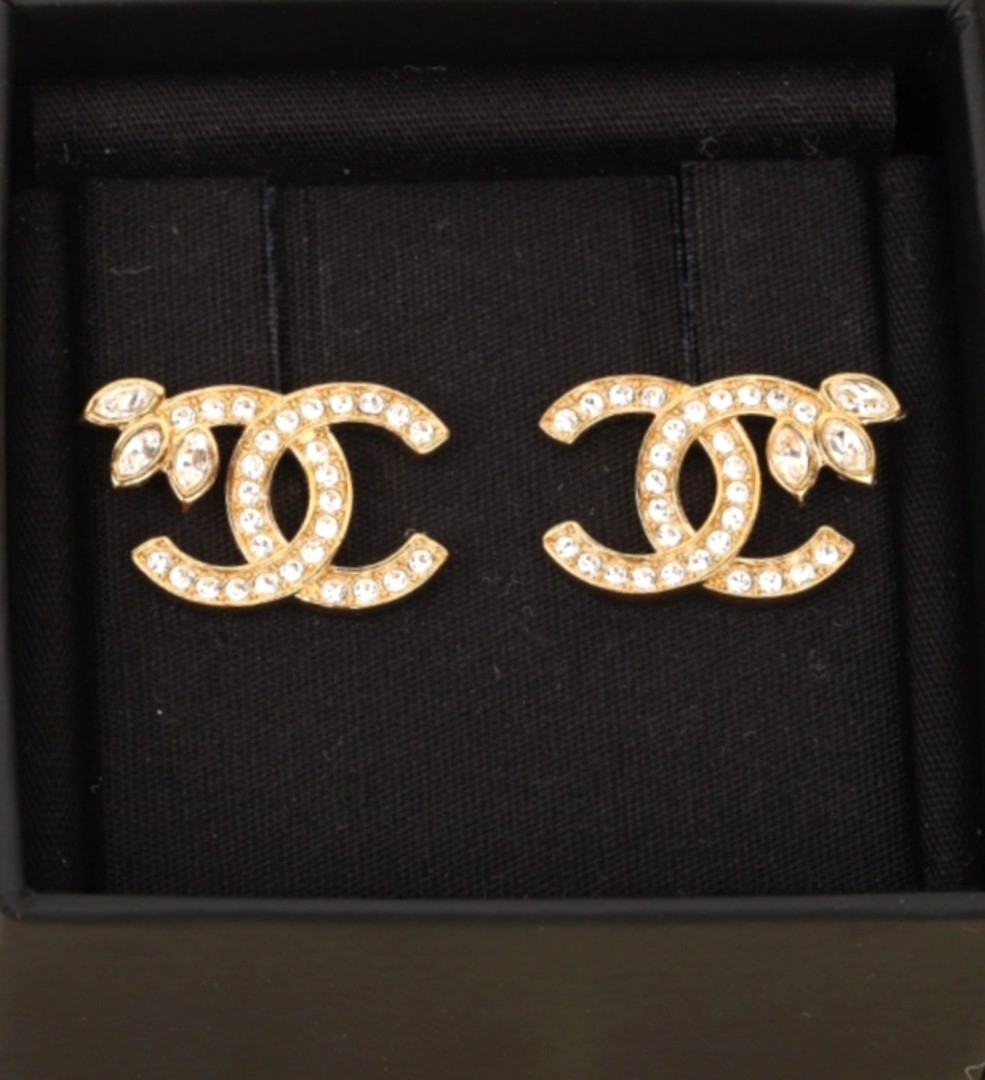 CHANEL Earrings CC Pink Beige Rhinestone COCO Stud 05C Silver Metal  authentic  eBay