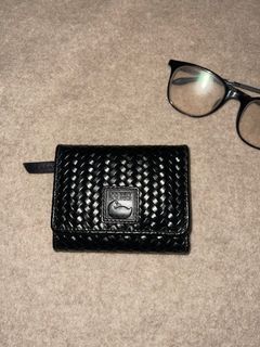 Camden woven shop trifold wallet