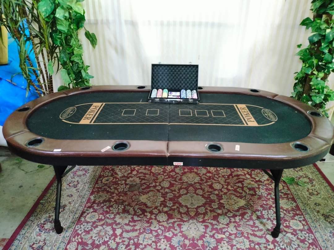 Barington Poker table on Carousell