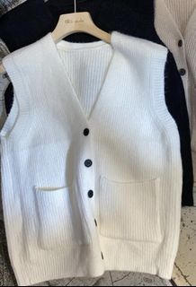 BN Knitted Vest