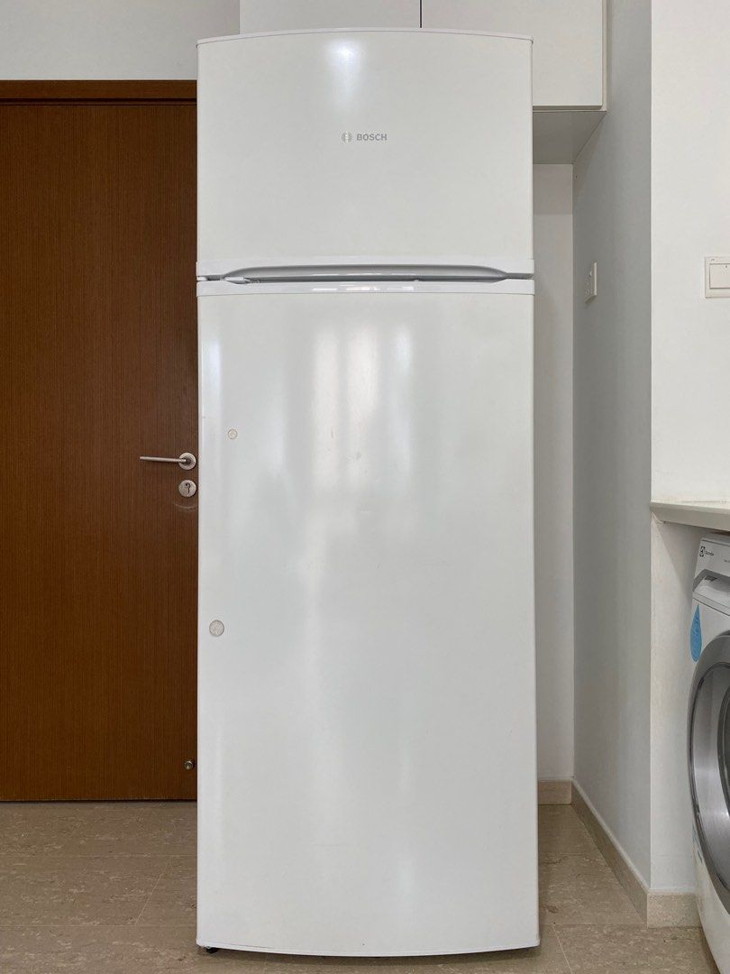 Bosch fridge with top freezer (left hand door swing), TV & Home