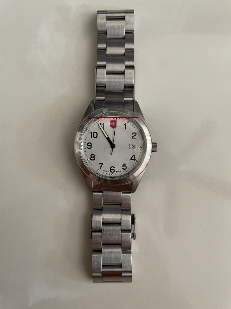 Cheapest outlet victorinox watch