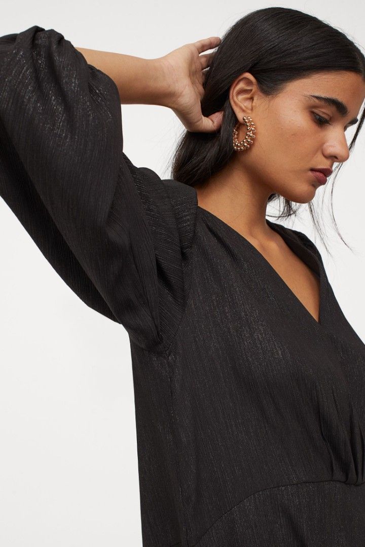 H&m black outlet wrap dress