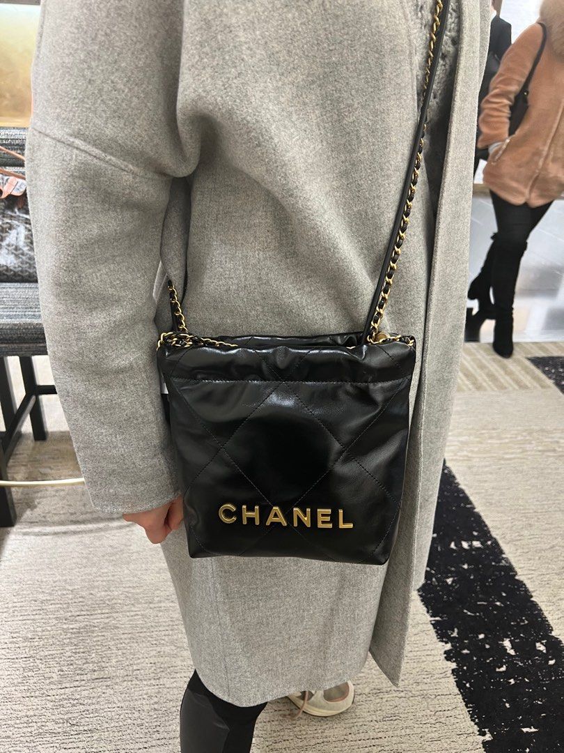 Chanel Does It Again With The Mini #CHANEL22 - BAGAHOLICBOY