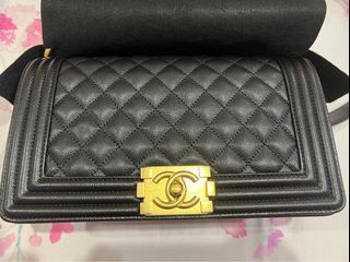 Chanel Boy Caviar Medium
