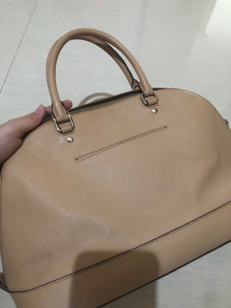 Coach Sierra Bag Large in Beige with Strap, Barang Mewah, Tas & Dompet di  Carousell