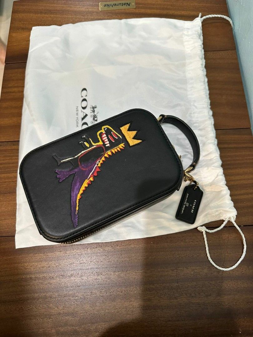 Coach basquiat new arrivals camera bag
