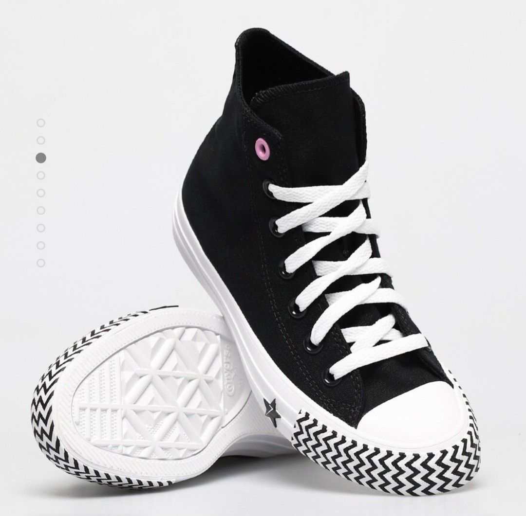 Converse Chuck Taylor All Star Voltage High Top US 5 Women s