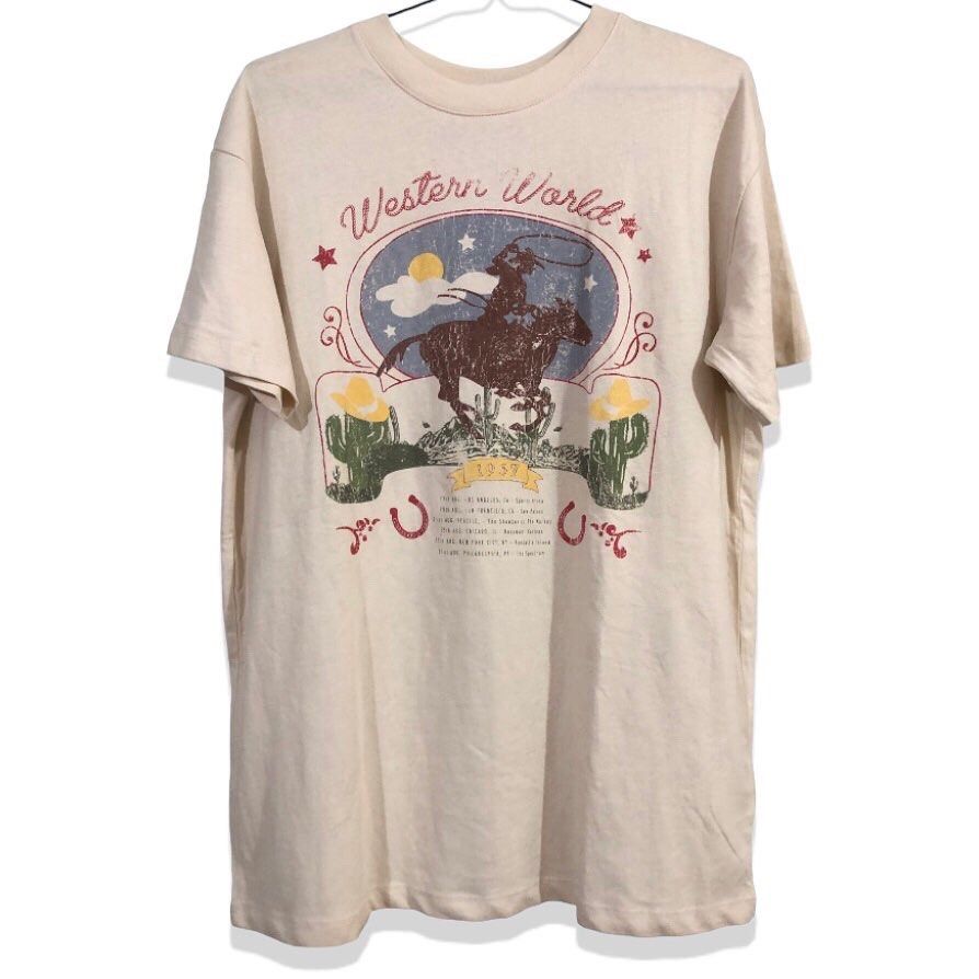 relaxed boyfriend tee