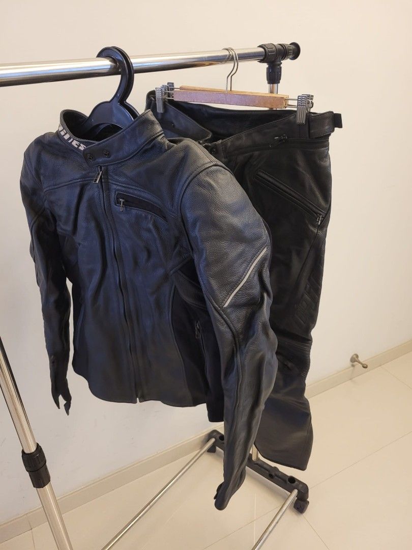 Dainese 2 hotsell piece leather suit
