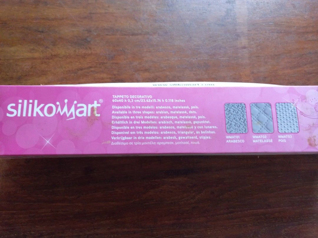 Decorative Silicone Mat (Category: Bakeware) located in Las Pinas. Submitted by ajbash (Listing ID 1220151831, Image 2). Description: with free coaster and mug cover.