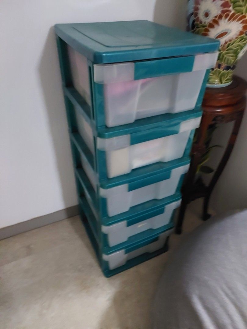 Drawers free to collect, Furniture & Home Living, Furniture, Shelves