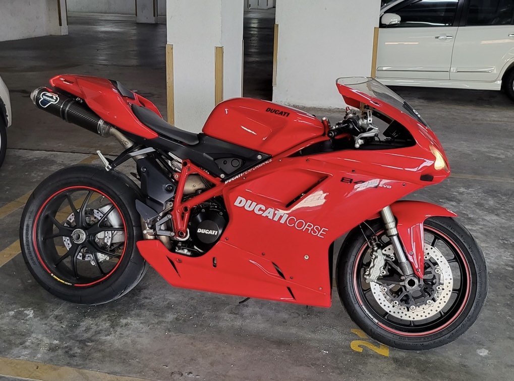 Ducati 848 Evo Motorbikes On Carousell