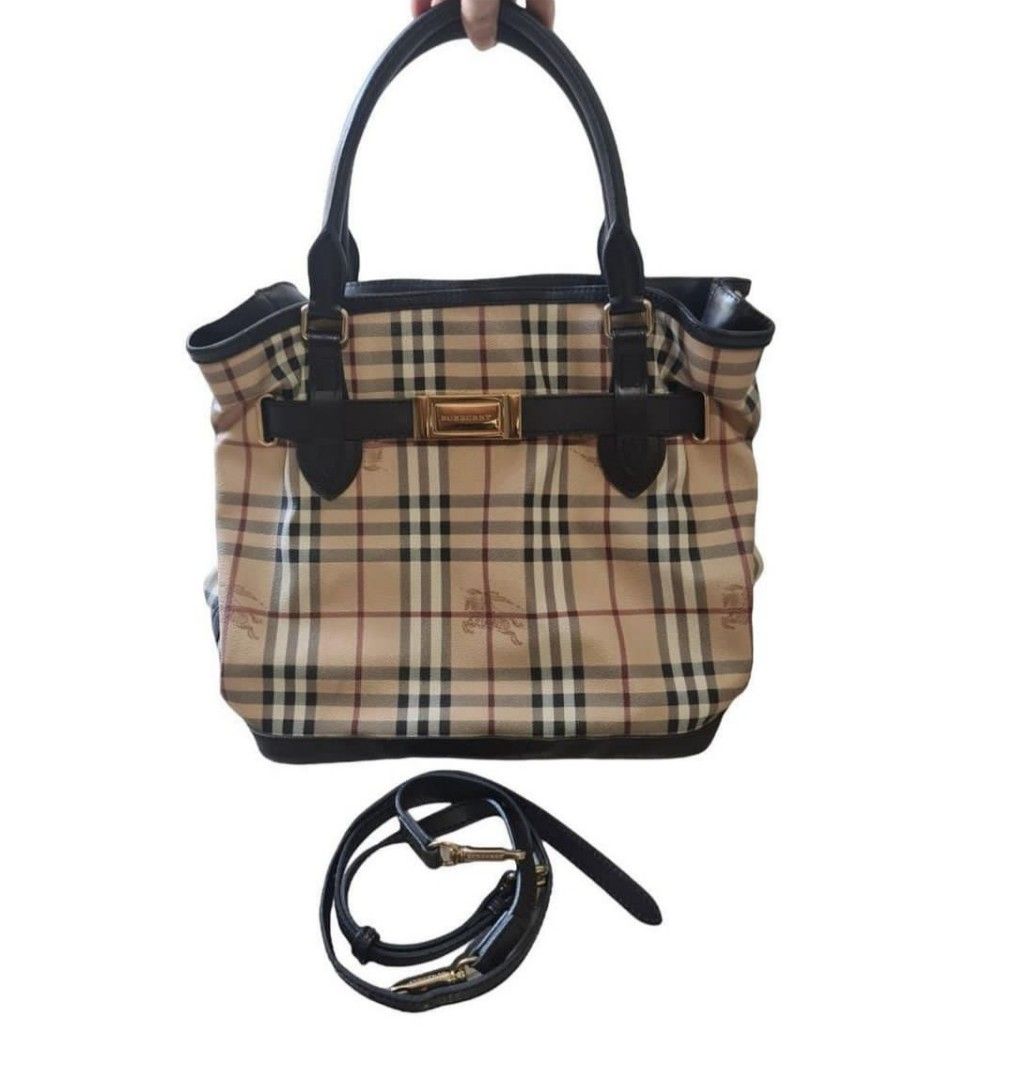 Fast Sale Preloved Burberry Haymarket Dark Brown Tote sz 29 x 29 x 15 cm With price tag butik 995 strap and dustbag polos Nett Exclude