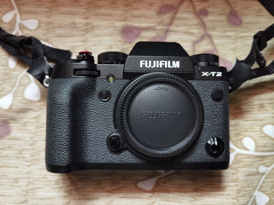 fujifilm XT2 black noir shutter count only 24clicks, Photography