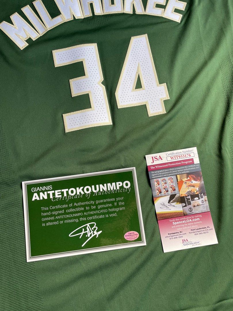 NikcoSports Milwaukee Bucks Giannis Antetokounmpo Autographed Green Jersey