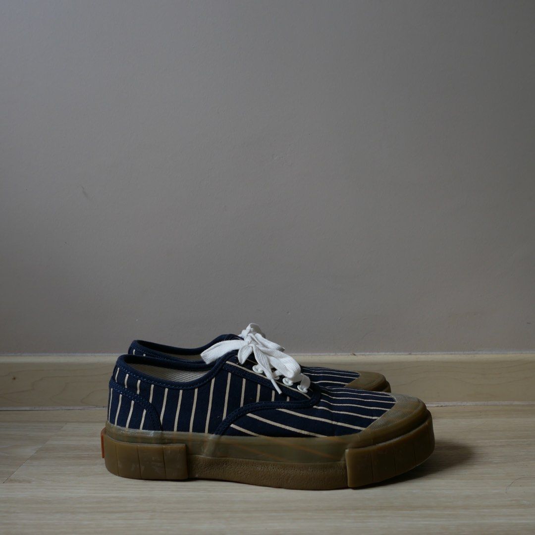 News shoes sales