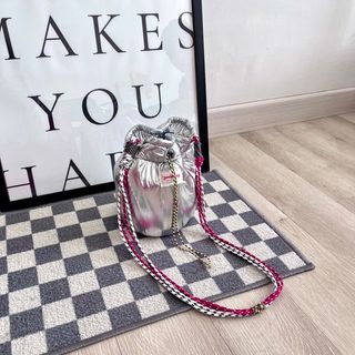 (Kategori: ) berada di . Dikirim oleh originalmakeup (ID iklan 1220137433, Gambar 1). Deskripsi: .