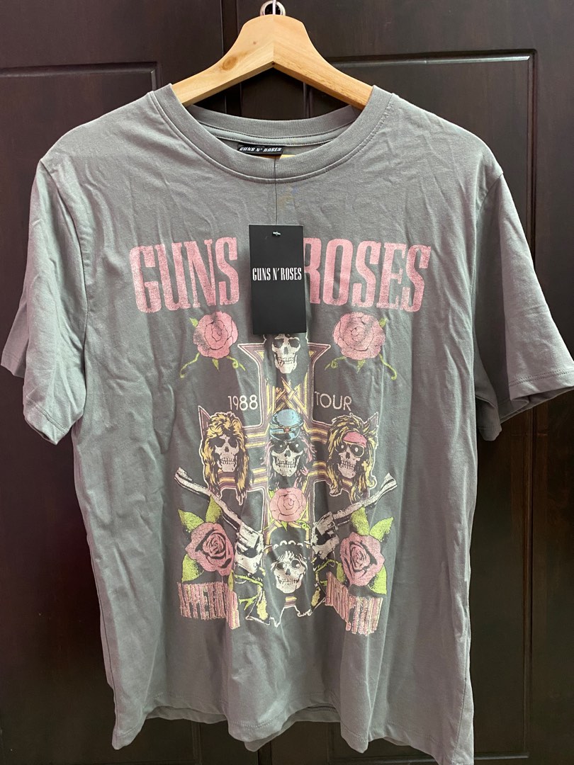Gun n Roses Tshirt, Women's Fashion, Tops, Shirts on Carousell