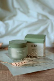 Hanyul Pure Artemisia Watery Calming Cream 50 ml + free 50 ml refill