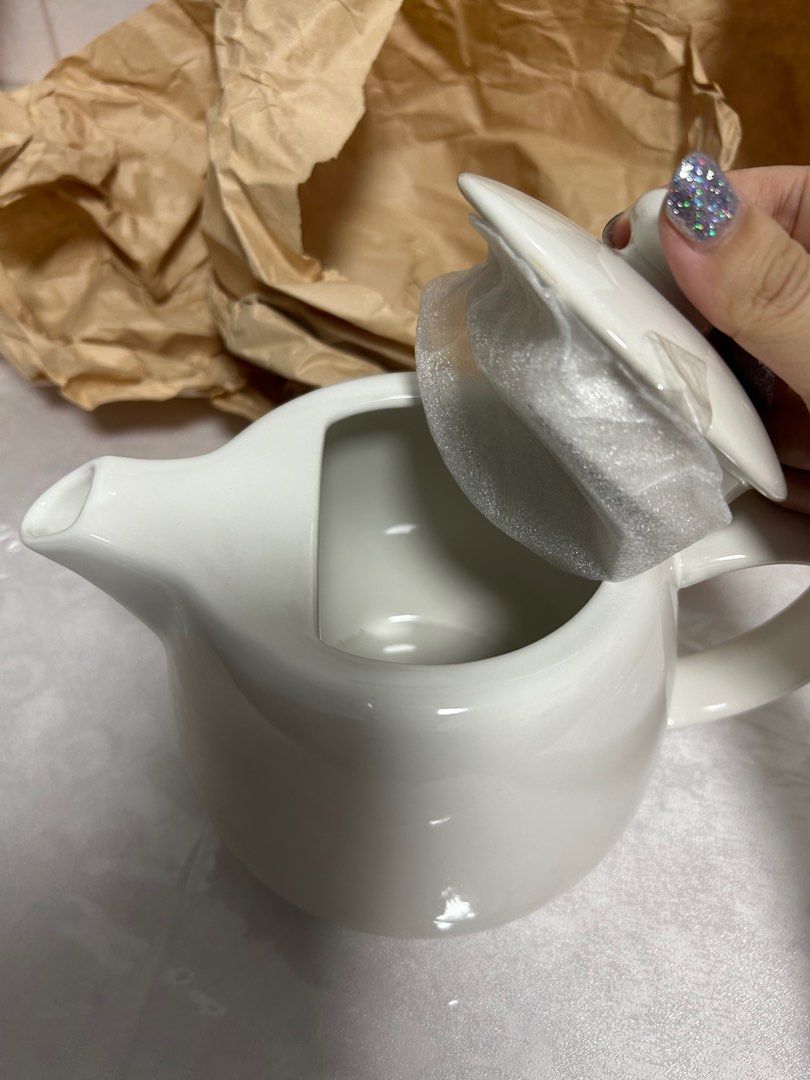 IKEA clear white teapot, Furniture & Home Living, Kitchenware