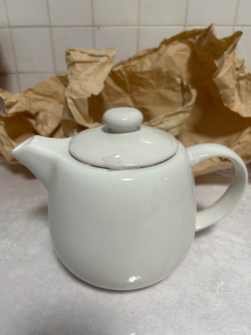 IKEA clear white teapot, Furniture & Home Living, Kitchenware