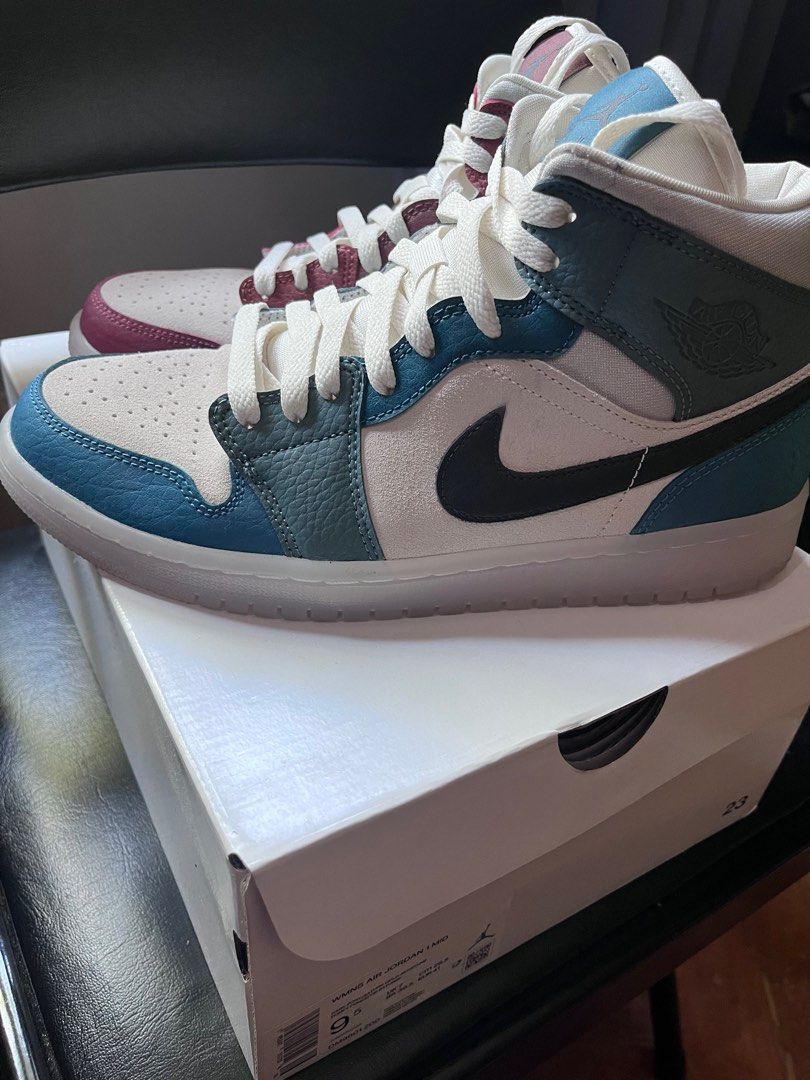 j1 low multi color