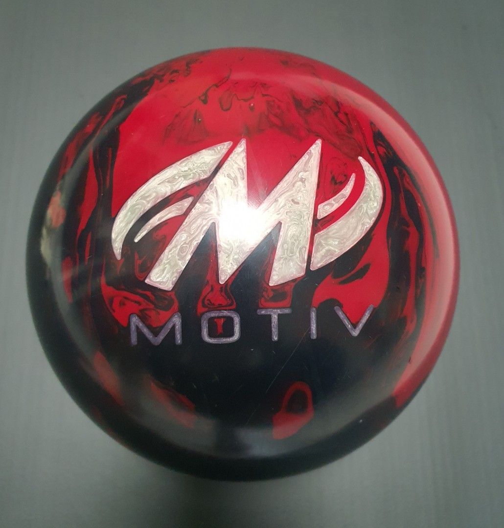 Bowling ball Jackal Legacy 14lbs 2handed (RH), Sports Equipment, Sports