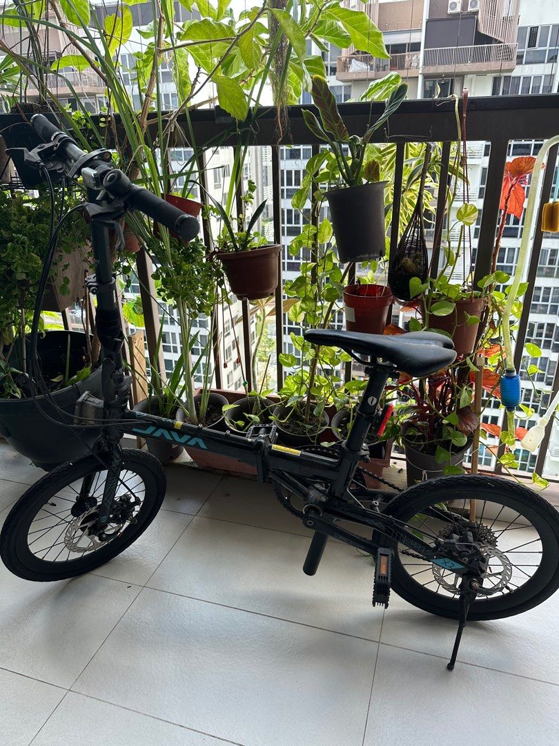 Java X2 (Category: Bicycles) located in Singapore. Submitted by lweiyangg (Listing ID 1220159376, Image 1). Description: Bought from passion gadgets Some rust on screws Will clean before handing over Not for fussy buyer.