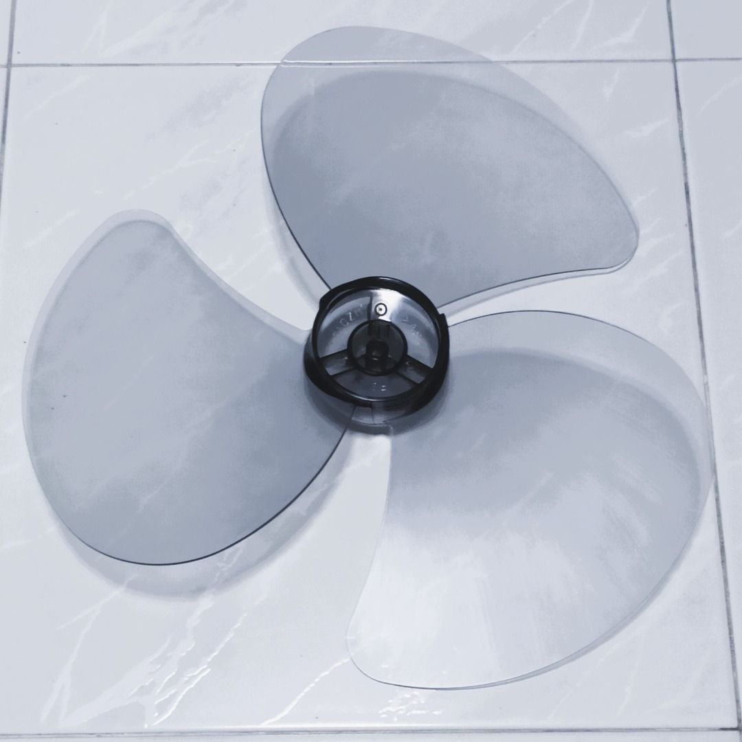 KDK 16 INCH 1610ZM PLASTIC FAN BLADE REPLACEMENT, Furniture & Home