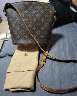 (Category: ) located in . Submitted by kamaeq (Listing ID 1220315723, Image 1). Description: .
