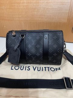 NIB Authentic Louis Vuitton Monogram Nano Noe w/Free Bag Organizer / Insert